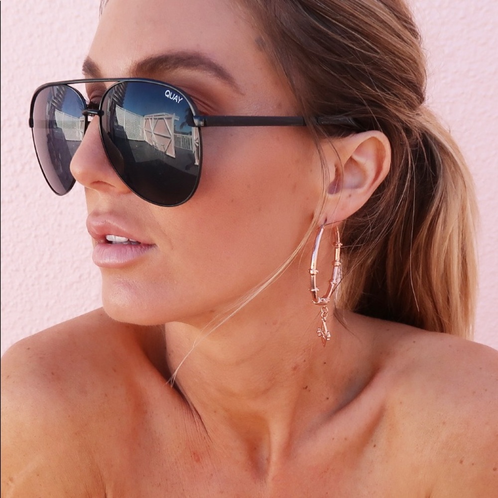 Quay Vivienne Black Sunglasses